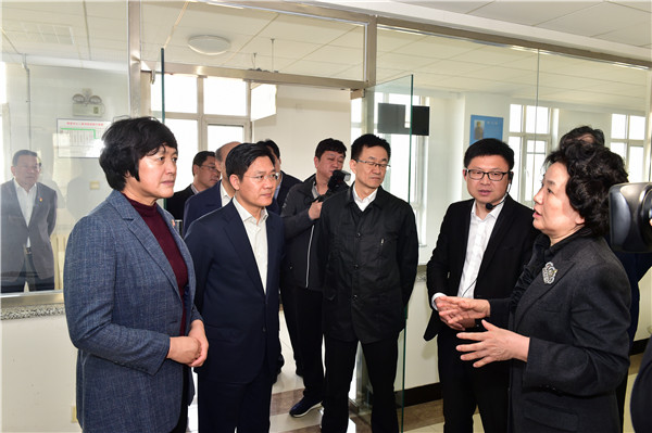 凯时娱乐资讯丨河北省政协主席曹素华来我公司调研